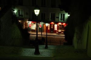 obchůdek pod Montmartrem
